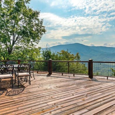 Cabin with Mountain view