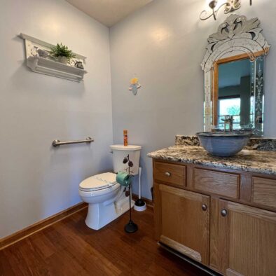 Panoramic Vista cabin bath