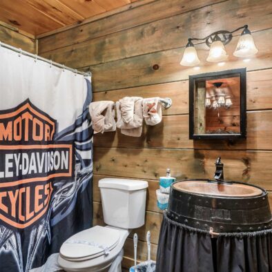 Biker Themed cabin in Sevierville