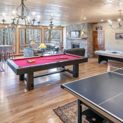 Riversong Lodge game room