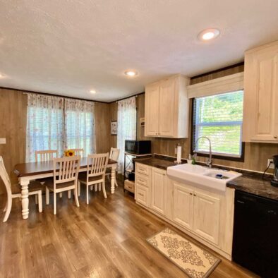 Mountain Air Cabin kitchen