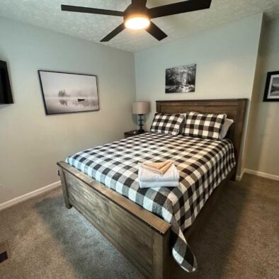 Kickback Shack Cabin bed