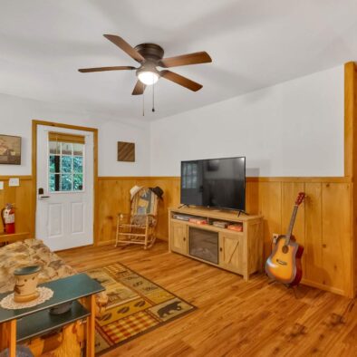 Boo Bear Cabin living room