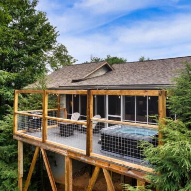 The Upper Room Cabin with Buckhead Cabin Rentals Deck